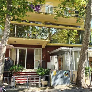 Aramis Hotel