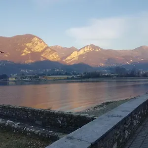 https://appartamento-barozzi.it-lombardy.com